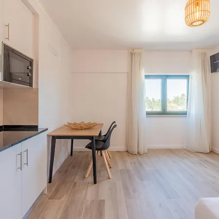 Maison d'hôtes Bmyguest - Casa Das Vinhas Sesimbra