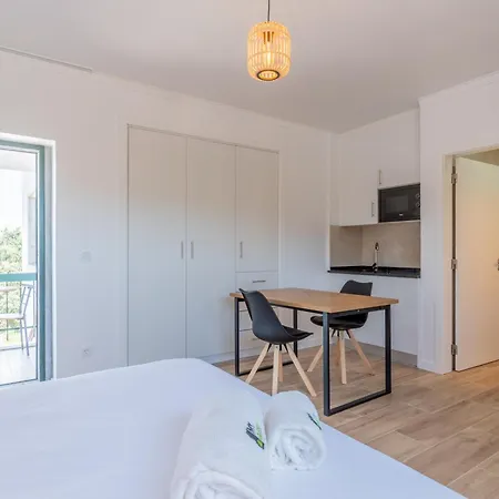 Bmyguest - Casa Das Vinhas Sesimbra